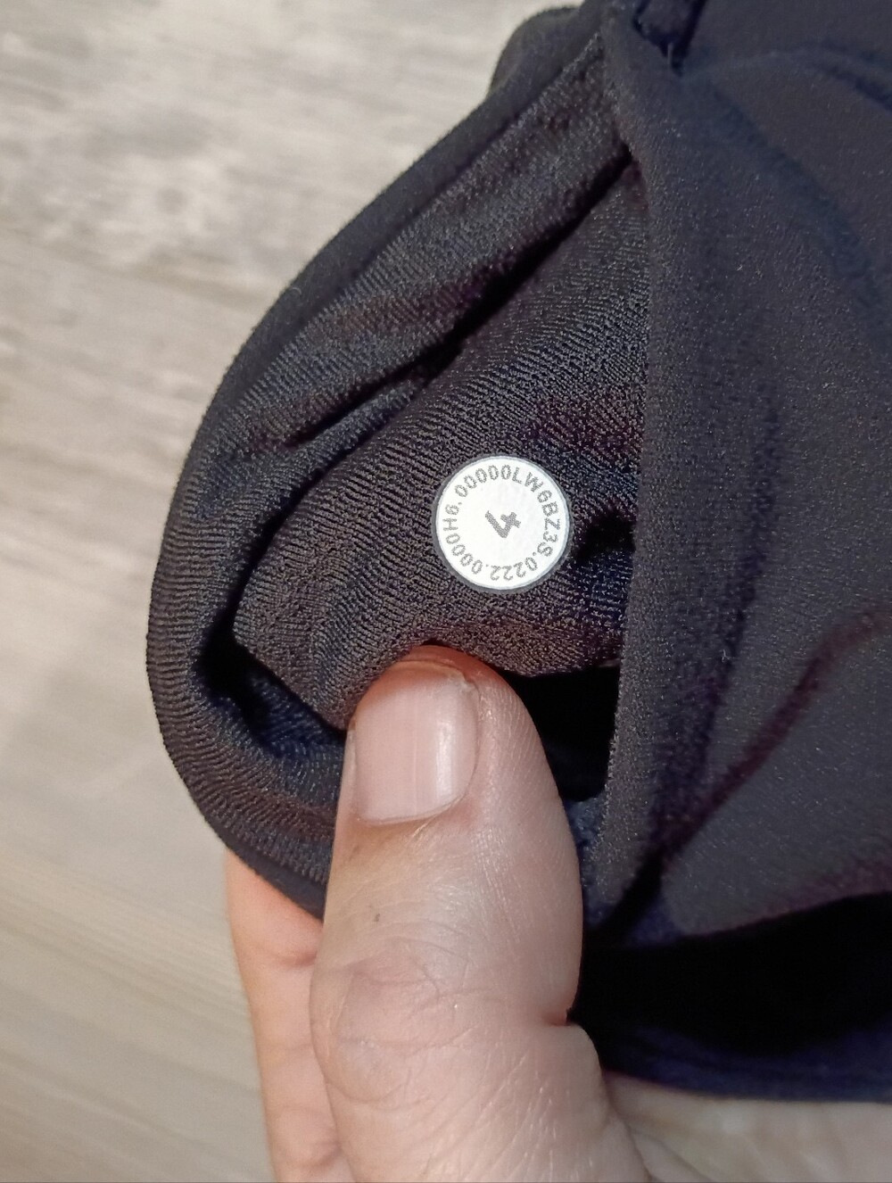 Lululemon - Picture 6 of 6